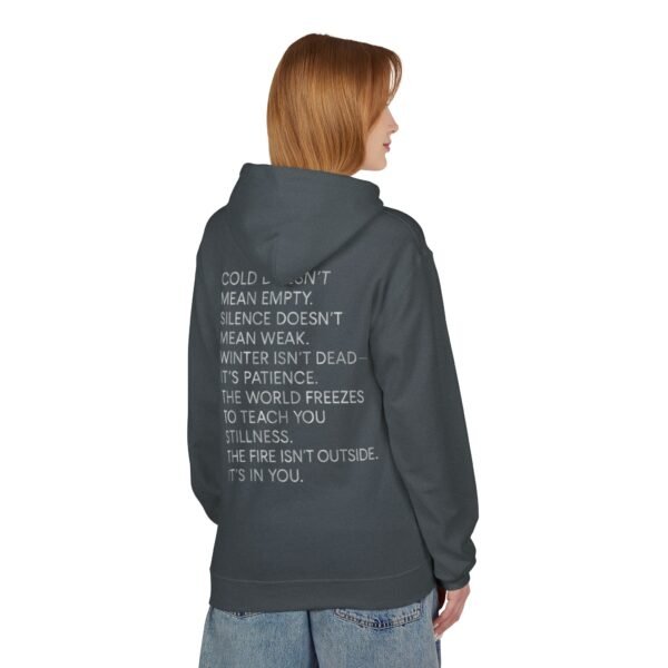 4617411220198699458_2048.jpeg Hoodie – Cold Heart Warm Soul Minimalistisches Poesie-Design – Unisex-Winter-Streetwear