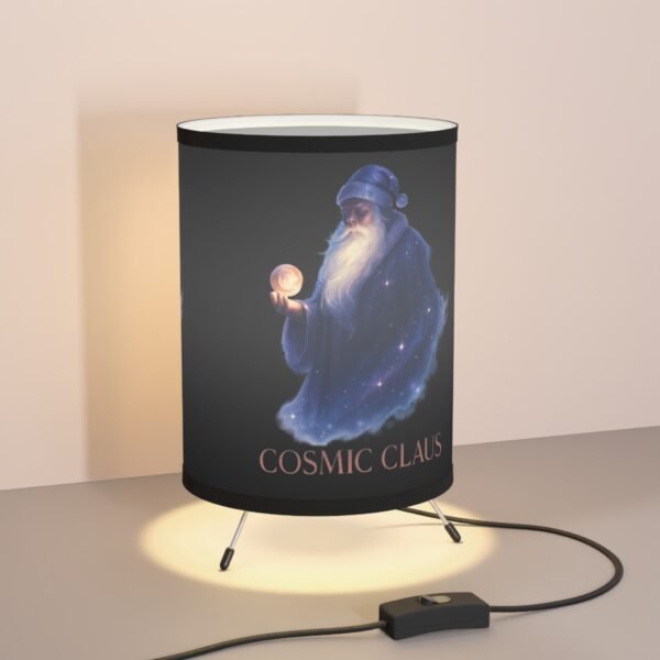 11276294865842915798_2048.jpeg Kosmische Claus-Stativlampe