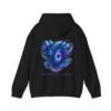 12620952972432545484_2048.jpeg Quantum Torque Hoodie – Surreale digitale Kunst eines biomechanischen V8-Motorkerns, der sich in ein Portal aus Licht und Energie verwandelt