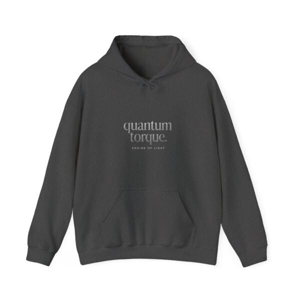 1270818093283900518_2048.jpeg Quantum Torque Hoodie – Surreale digitale Kunst eines biomechanischen V8-Motorkerns, der sich in ein Portal aus Licht und Energie verwandelt