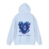 16487985423746466971_2048.jpeg Quantum Torque Hoodie – Surreale digitale Kunst eines biomechanischen V8-Motorkerns, der sich in ein Portal aus Licht und Energie verwandelt