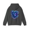 5062492689755626542_2048.jpeg Quantum Torque Hoodie – Surreale digitale Kunst eines biomechanischen V8-Motorkerns, der sich in ein Portal aus Licht und Energie verwandelt